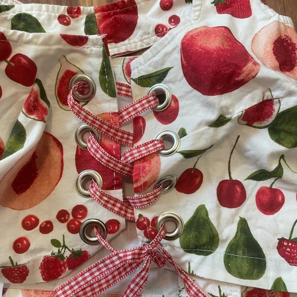 Lisa Says Gah Fruit Crop Top with Ties - Picture 4 of 6